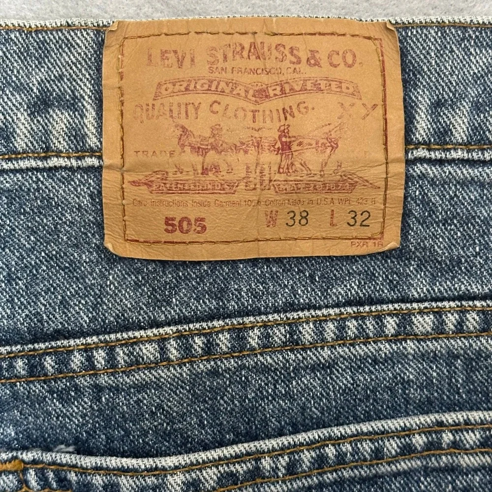 Vintage Levis 505 Mens 38x32 Regular Fit Blue Denim Jeans Made in‎ USA 505-4891